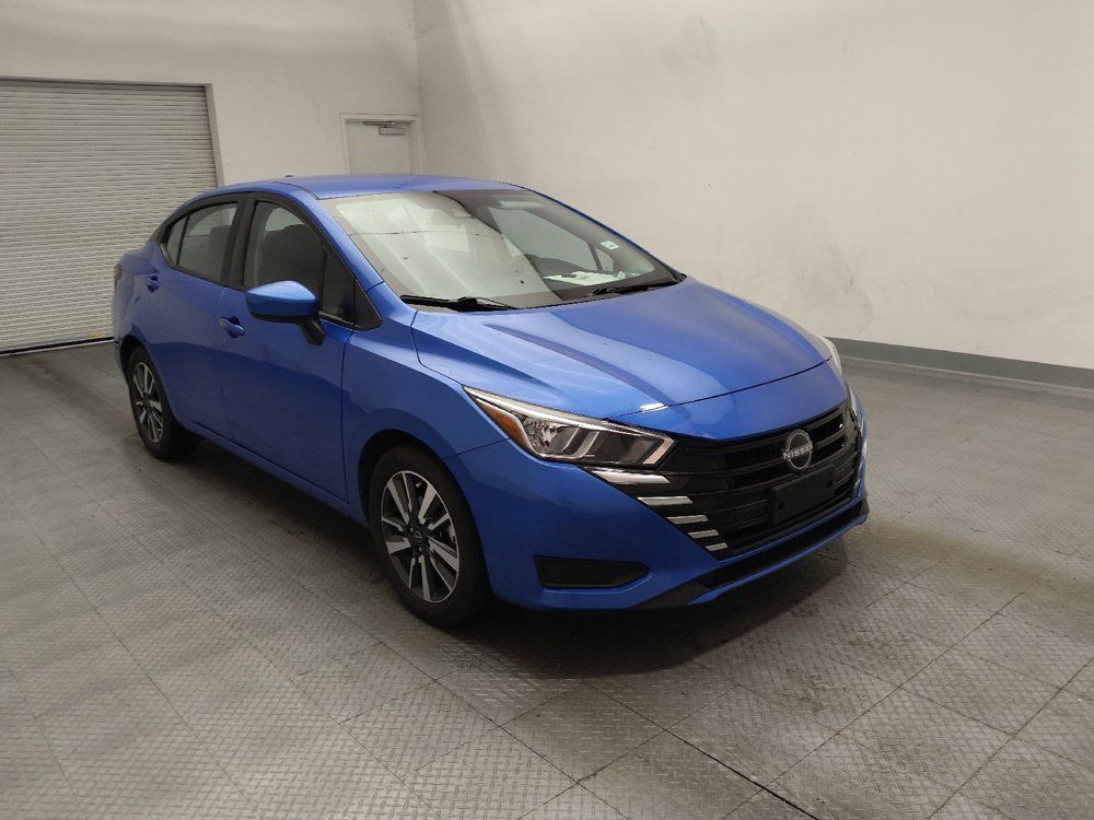 Used 2024 Nissan Versa SV FWD image 13