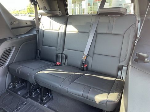 Used 2024 Chevrolet Tahoe RST w/ Luxury Package image 15