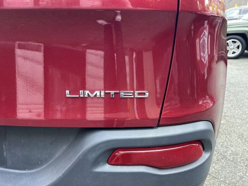Used 2015 Jeep Cherokee Limited AWD/4WD image 15