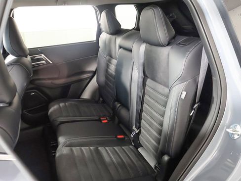 New 2026 Mitsubishi Outlander Trail Edition image 33