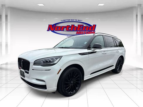 Used 2022 Lincoln Aviator Reserve w/ Equipment Group 201A AWD/4WD image 7