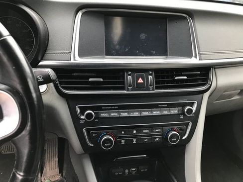 Used 2018 Kia Optima EX w/ Premium Package image 7