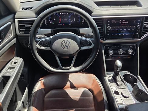 Used 2021 Volkswagen Atlas SEL Premium AWD/4WD image 22