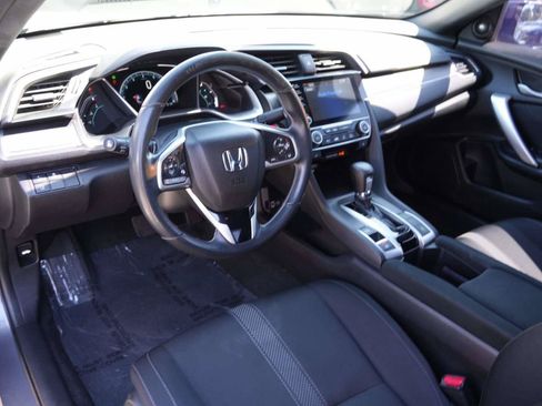 Used 2019 Honda Civic EX image 8