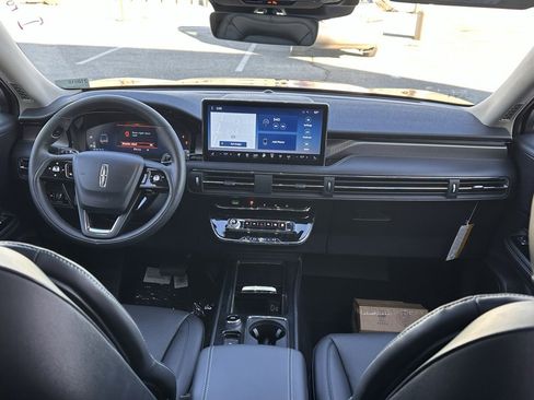 New 2026 Lincoln Corsair Reserve w/ Jet Appearance Package image 21