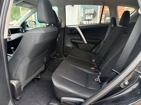 Used 2016 Toyota RAV4 LE AWD/4WD image 14