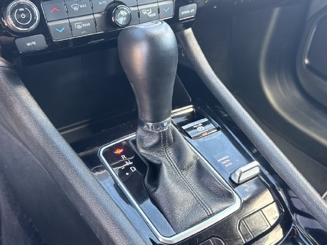 Used 2025 Jeep Compass Limited AWD/4WD image 16
