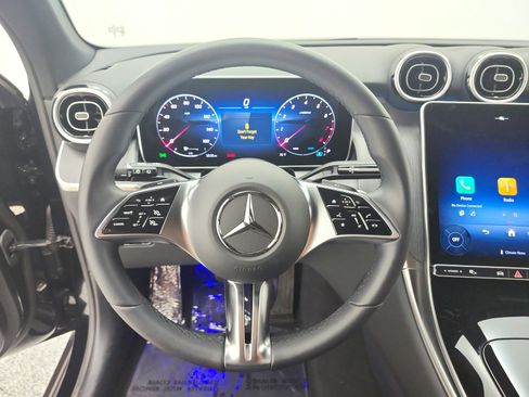 Certified 2025 Mercedes-Benz GLC 300 image 6