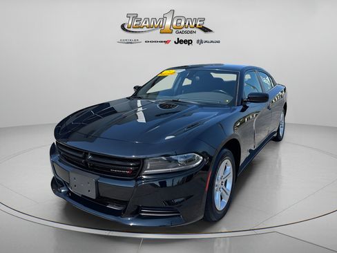 Used 2023 Dodge Charger SXT RWD image 4