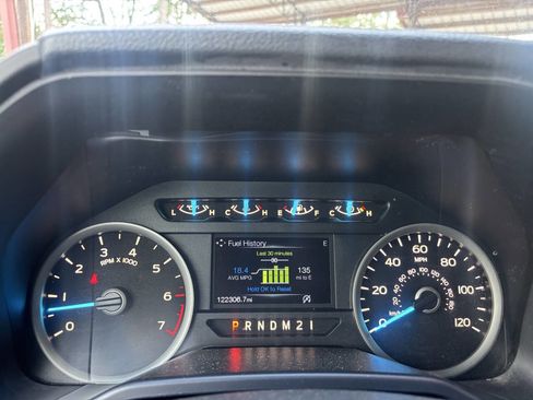 Used 2016 Ford F150 XLT w/ Equipment Group 301A Mid image 14