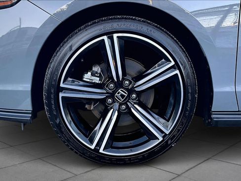 Used 2023 Honda Accord Sport image 10