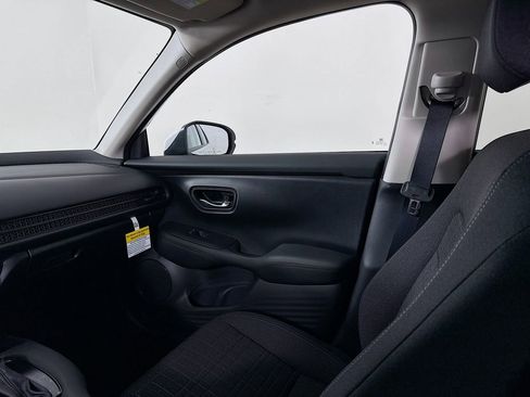 New 2026 Honda HR-V LX image 22
