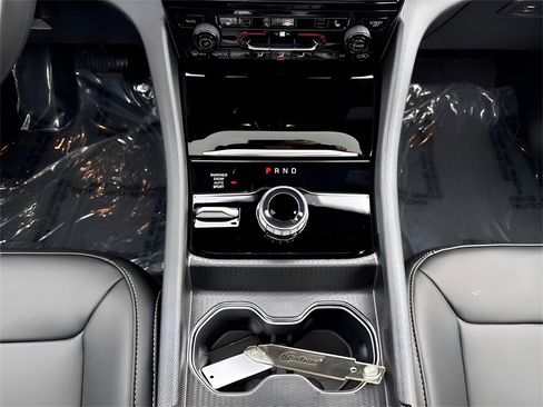 New 2025 Jeep Grand Cherokee Limited image 17