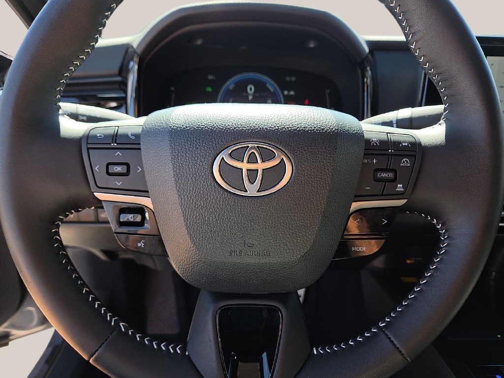 Certified 2026 Toyota Camry SE w/ Convenience Package FWD image 25