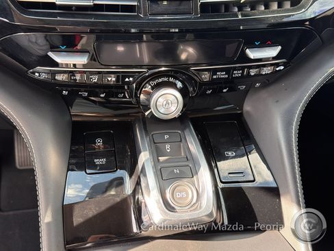 Used 2025 Acura MDX SH-AWD w/ Advance Package image 14