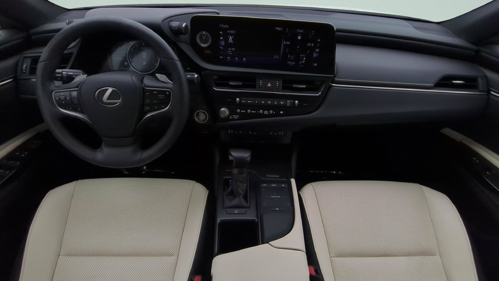 Used 2022 Lexus ES 350 w/ Premium Package FWD image 10