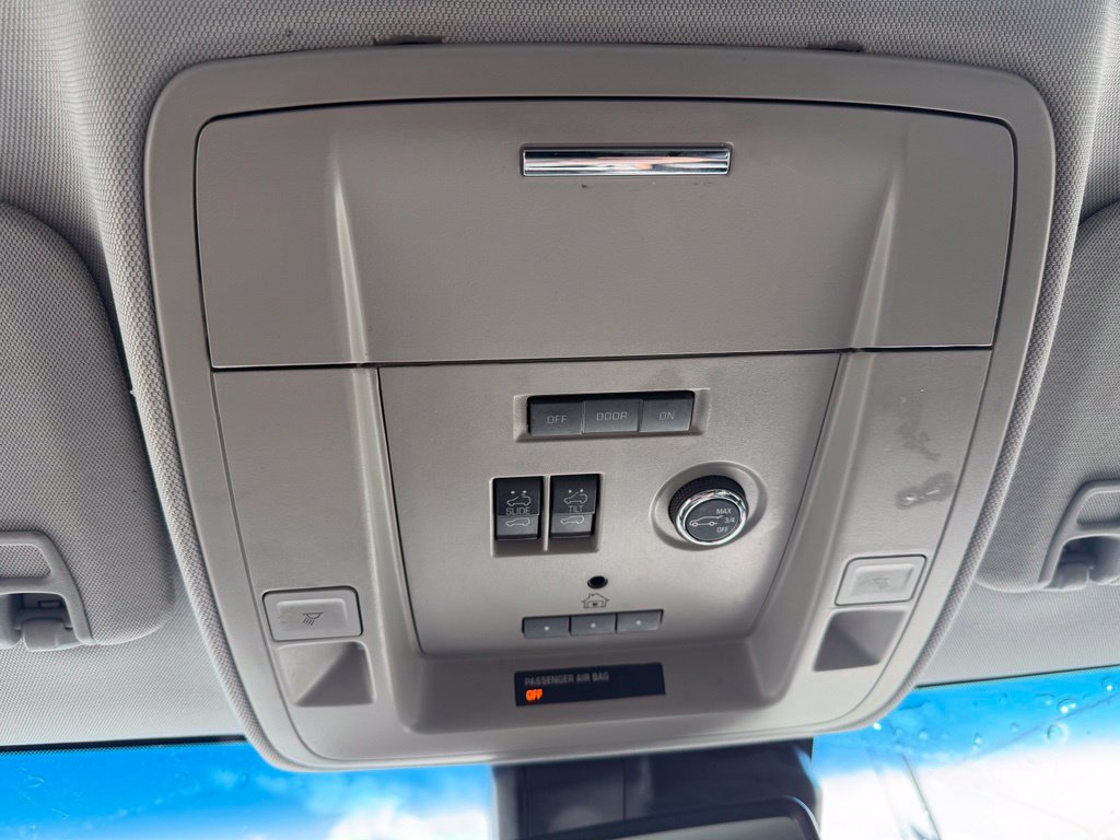 Used 2016 Chevrolet Suburban LTZ AWD/4WD image 19