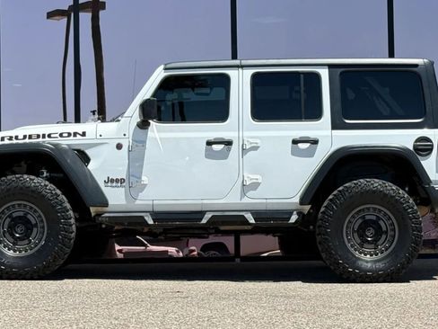 Used 2018 Jeep Wrangler Unlimited Rubicon w/ LED Lighting Group image 5