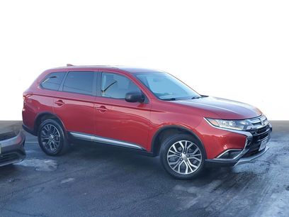 Used 2017 Mitsubishi Outlander ES