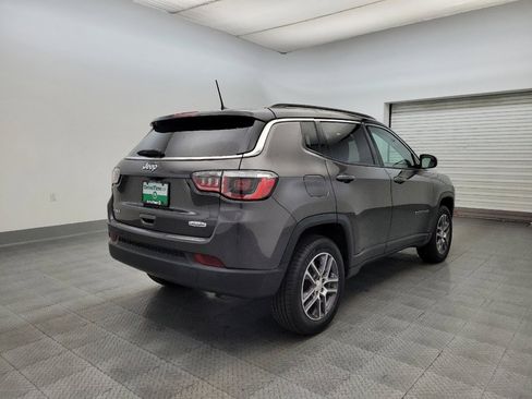Used 2020 Jeep Compass Latitude AWD/4WD image 9