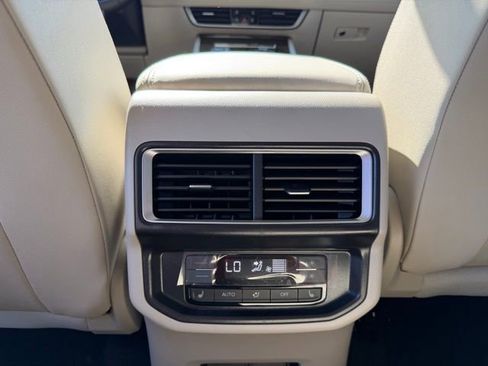 New 2026 Volkswagen Atlas SEL Premium R-Line AWD/4WD image 8
