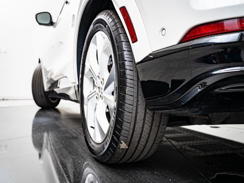 Used 2022 Ford Mustang Mach-E Premium w/ Ice White Appearance Package image 46