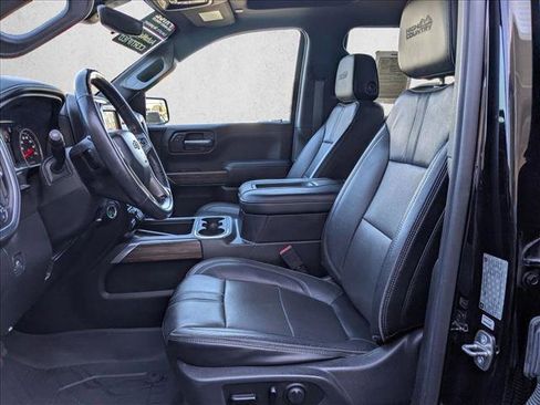 Used 2019 Chevrolet Silverado 1500 High Country image 18