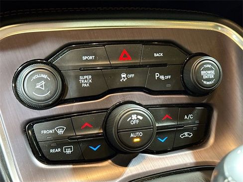 Used 2016 Dodge Challenger R/T Scat Pack image 18