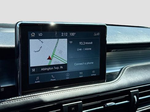 Used 2022 Lincoln Corsair AWD w/ Premium Package image 15