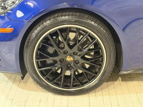 Certified 2022 Porsche Panamera 4S w/ Premium Package AWD/4WD image 11