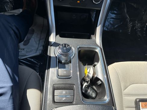 Used 2018 Ford Fusion S FWD image 22
