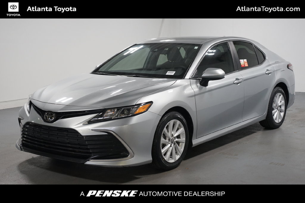 Used 2021 Toyota Camry LE FWD image 1