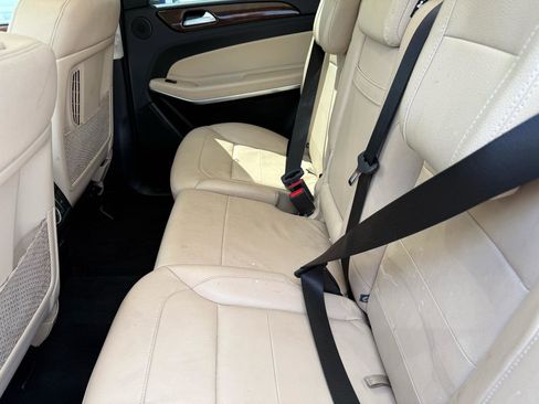 Used 2019 Mercedes-Benz GLS 550 4MATIC w/ Driver Assistance Package image 9