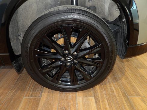 Certified 2024 MAZDA CX-5 Carbon Edition image 9