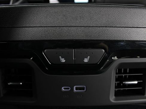 New 2026 GMC Sierra 1500 AT4 AWD/4WD image 23