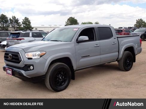 Used 2020 Toyota Tacoma SR5 w/ Technology Package AWD/4WD image 1