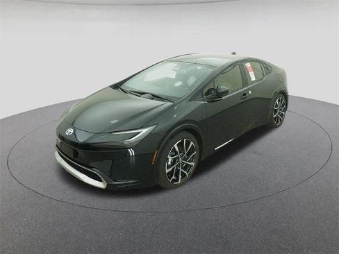 New 2026 Toyota Prius Plug-In Hybrid image 1