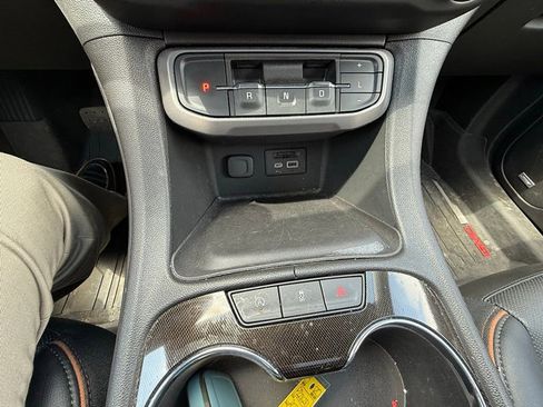 Used 2023 GMC Acadia AT4 w/ Technology Package AWD/4WD image 31