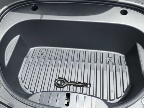 Used 2023 Tesla Model 3 Standard Range RWD image 13