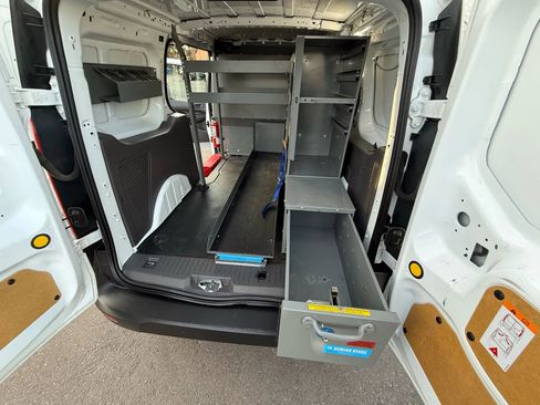 Used 2020 Ford Transit Connect XL image 24