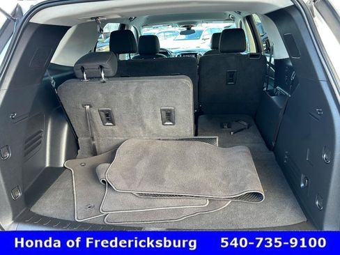 Used 2020 Chevrolet Traverse LS image 35