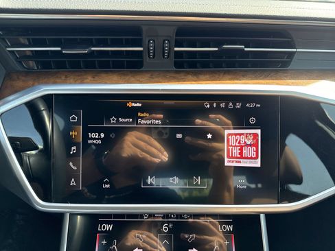 Used 2022 Audi A6 Premium Plus w/ Premium Plus Package AWD/4WD image 17