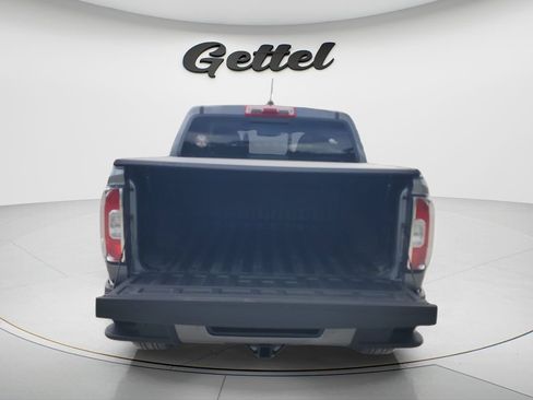 Used 2020 GMC Canyon Denali RWD image 9