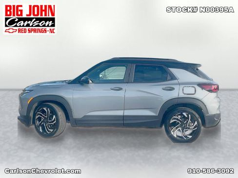 Used 2026 Chevrolet TrailBlazer RS FWD image 3