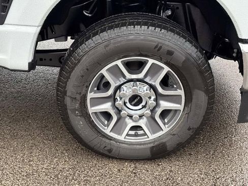 New 2026 Ford F250 Lariat image 9