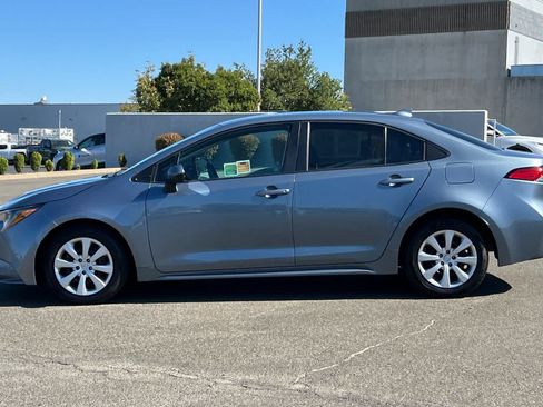 Used 2023 Toyota Corolla LE FWD image 9