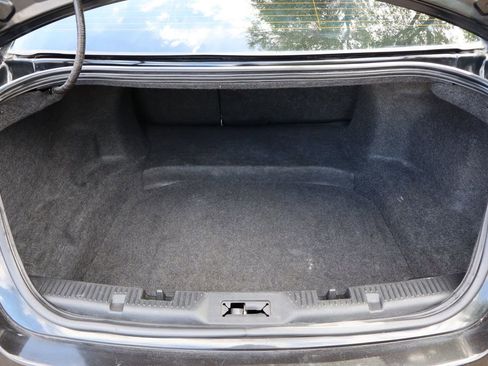 Used 2010 Ford Taurus Limited image 14