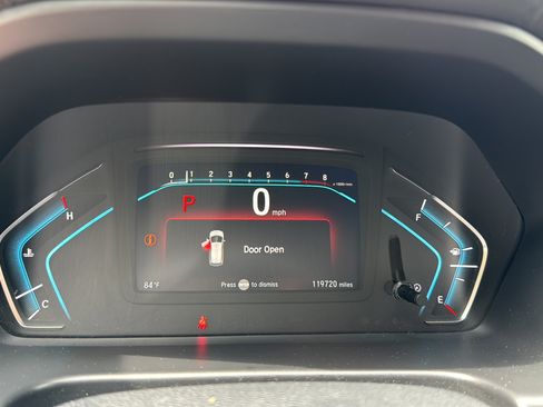 Used 2018 Honda Odyssey Elite image 25