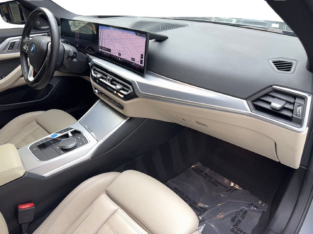 Used 2024 BMW i4 eDrive35 w/ Premium Package RWD image 54