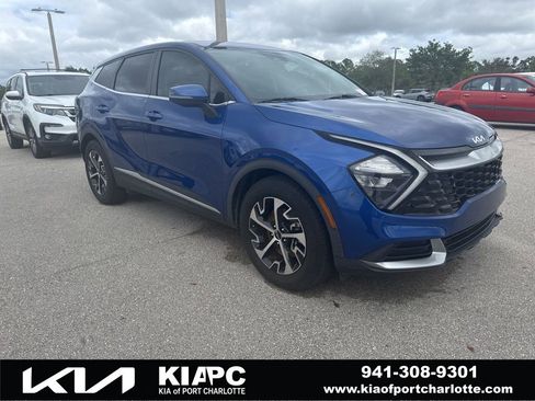 Used 2023 Kia Sportage EX image 1
